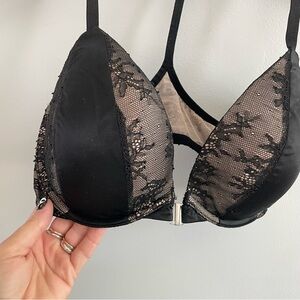 Victoria's Secret Bombshell Plunge Bra Black Lace Push-Up Front-Close Very Sexy